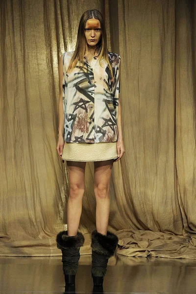 Look 9